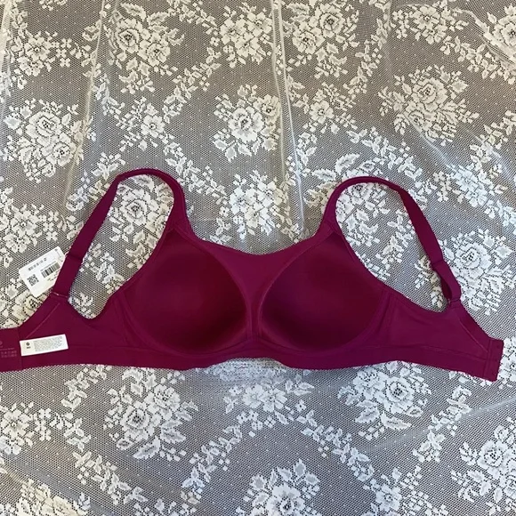 Lululemon Run Times BRA 34D RASPBERRY PINK NEW WITH TAGS - Picture 7 of 9